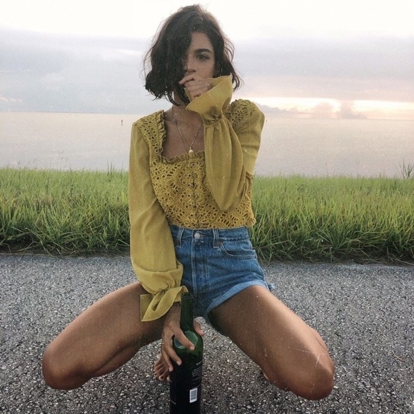 Finders Keepers Sunseeker Long Sleeve Top Size XS - Picture 9 of 9